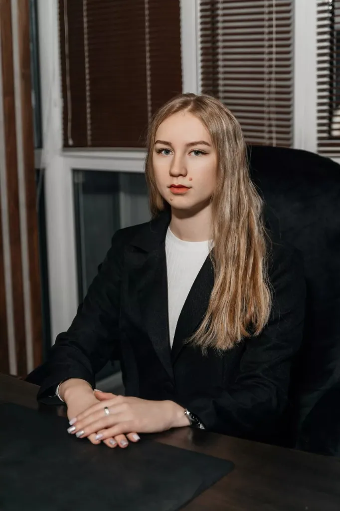 Портникова Юлия Ивановна — юрист Юридического Сотружества Плюс