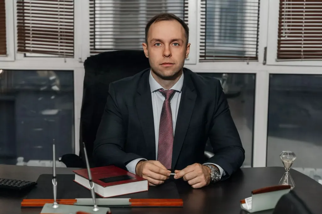 Антоновский Алексей Михайлович — юрист Юридического Сотружества Плюс